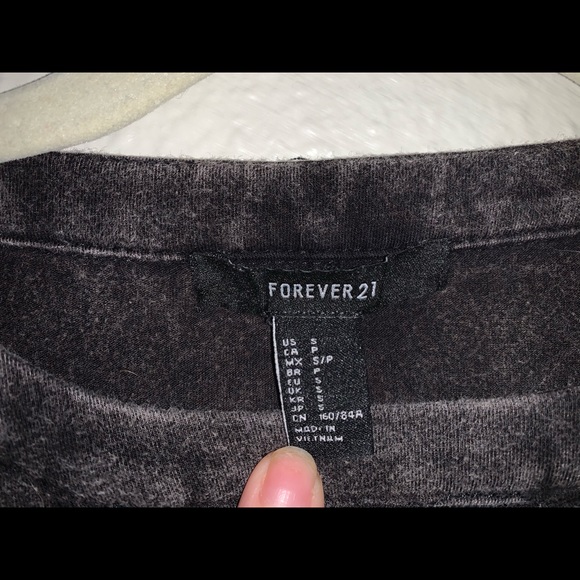 Grey shirt with lace front - Picture 3 of 5